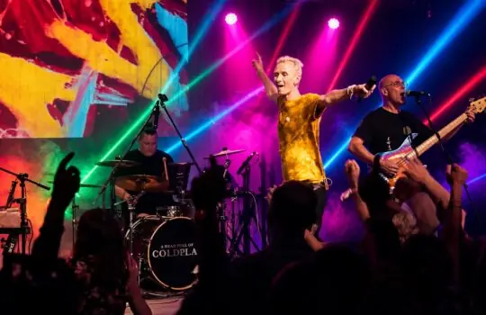 ‘A Head Full of Coldplay’ Live